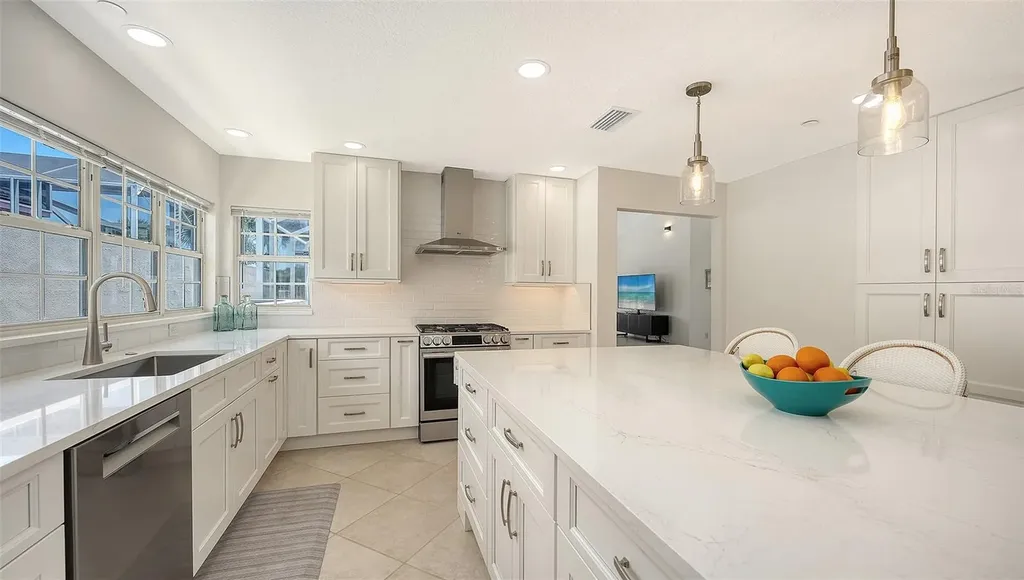 3460 Winding Oaks Drive Longboat Key FL 34228