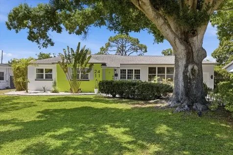2411 Covina Way S St Petersburg FL 33712
