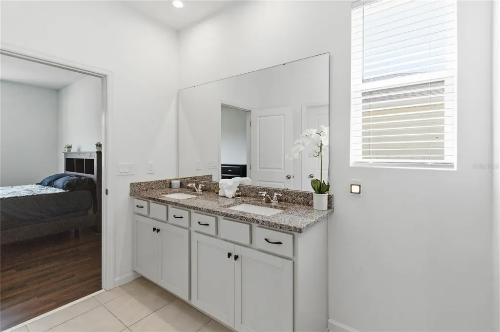 905 Honey Petal Lane Deland FL 32720
