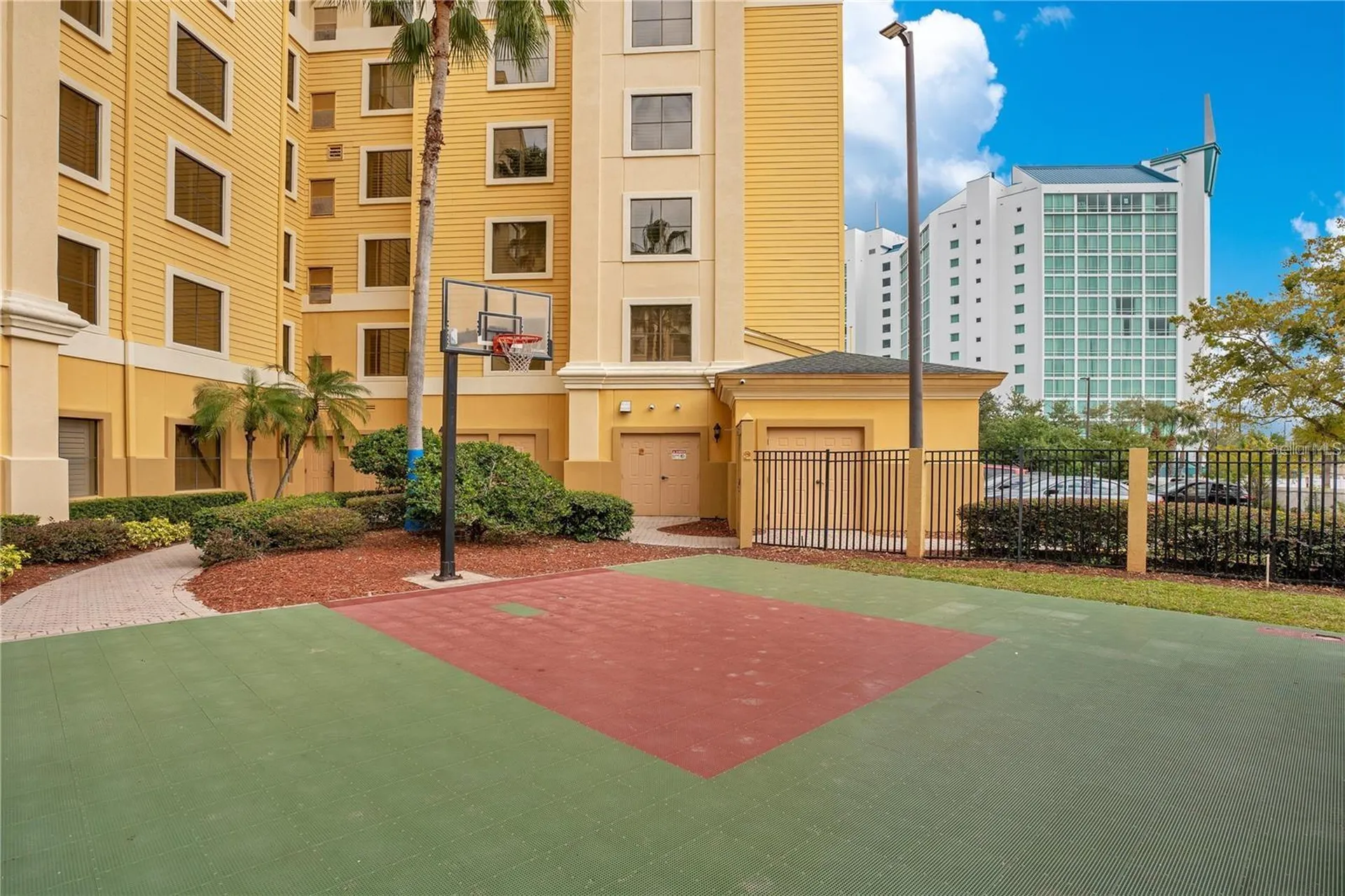 7601 Canada Avenue Orlando FL 32819
