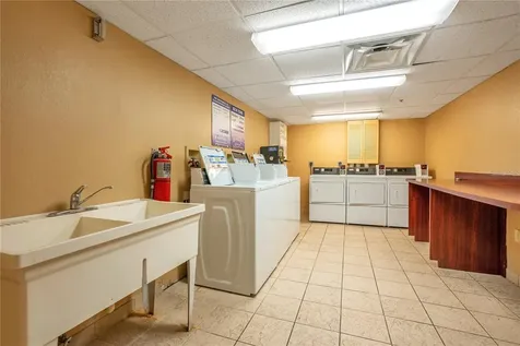 7601 Canada Avenue Orlando FL 32819