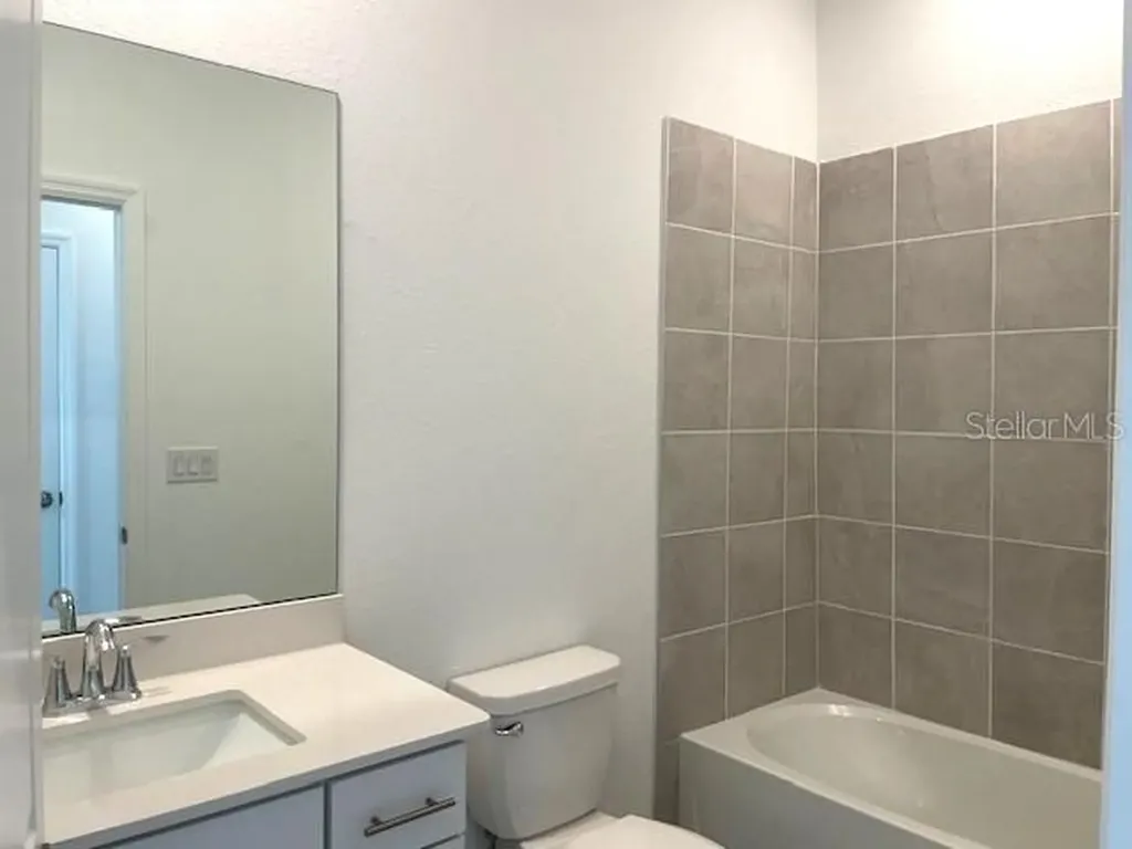 17384 Luminous Avenue Venice FL 34293