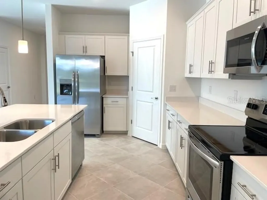 17384 Luminous Avenue Venice FL 34293