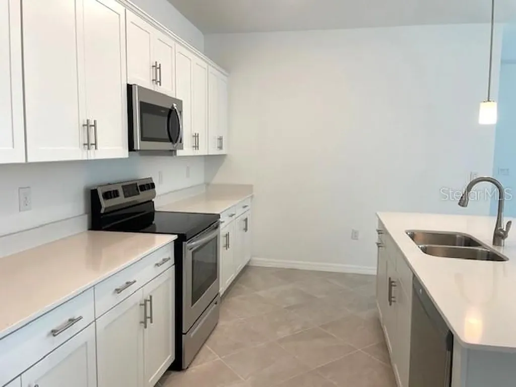 17384 Luminous Avenue Venice FL 34293