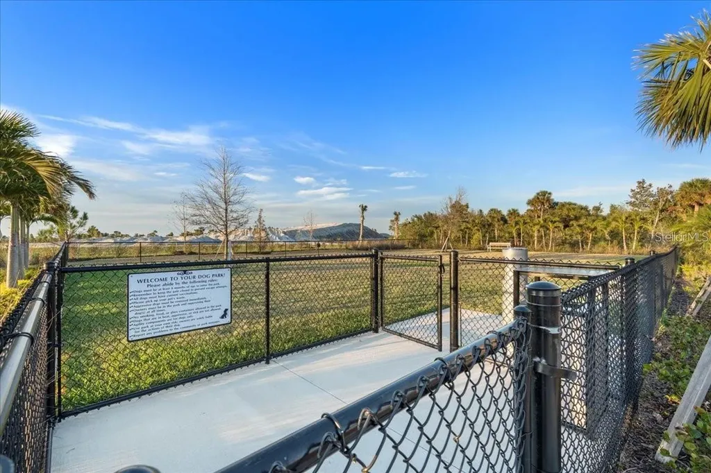 17384 Luminous Avenue Venice FL 34293