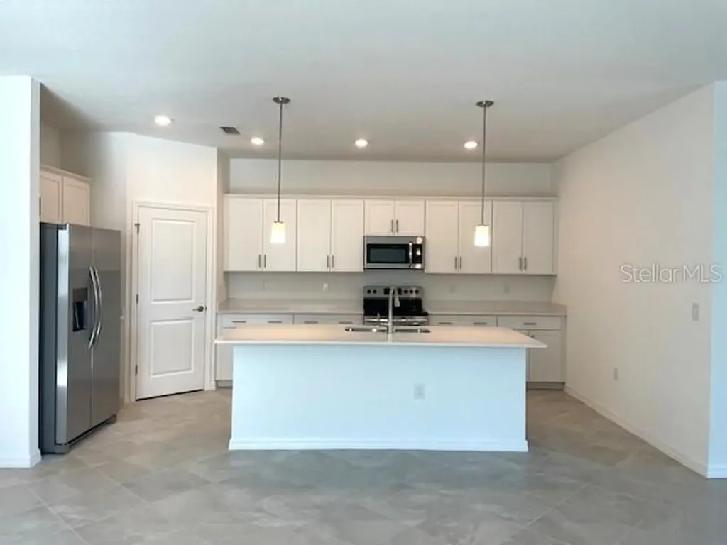 17384 Luminous Avenue Venice FL 34293