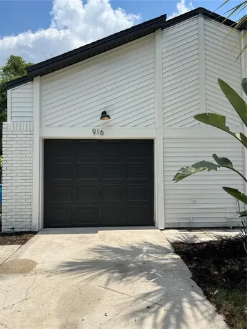 916 Robinhood Court Maitland FL 32751