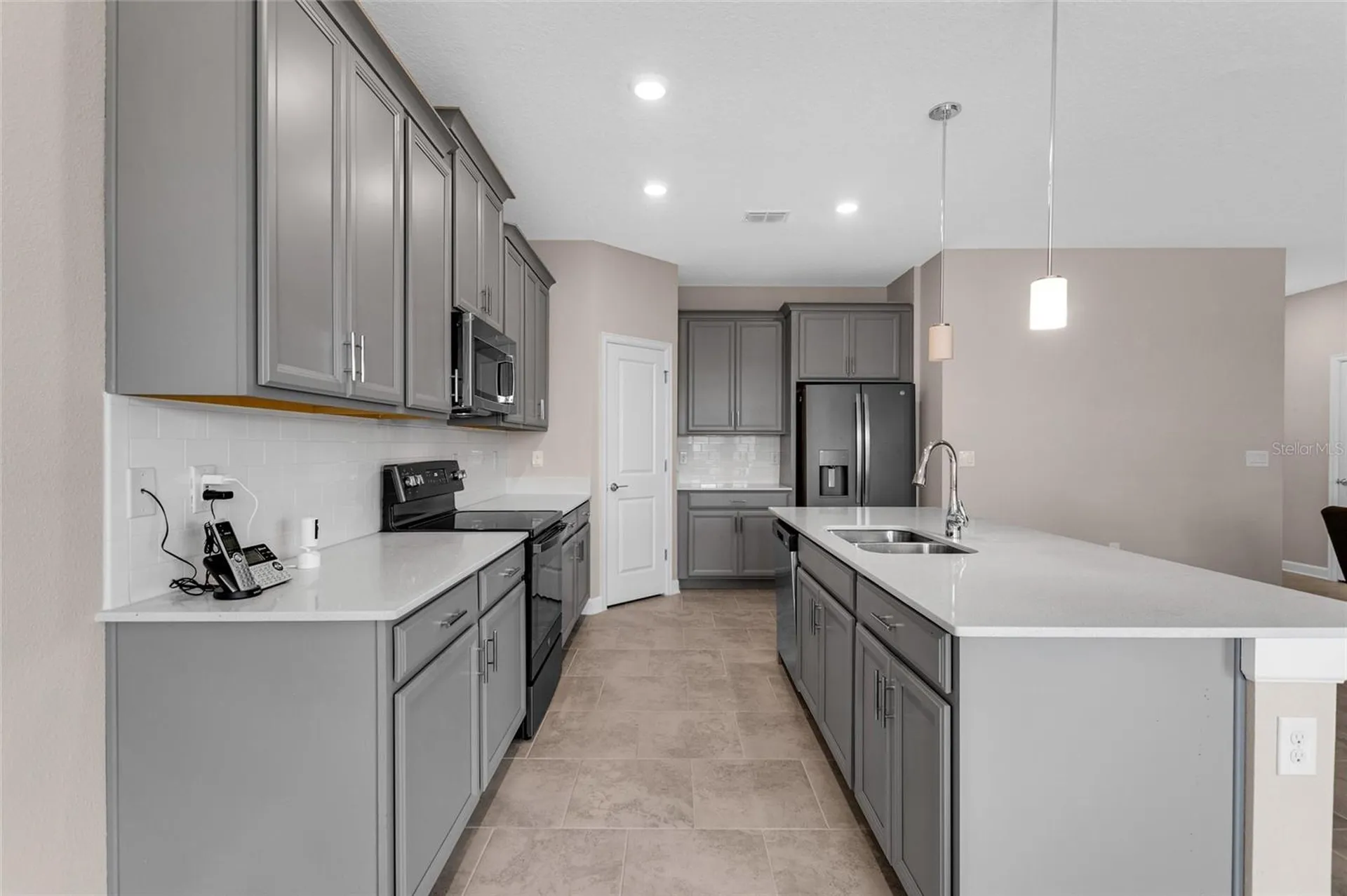 8833 Beth Page Lane Davenport FL 33896