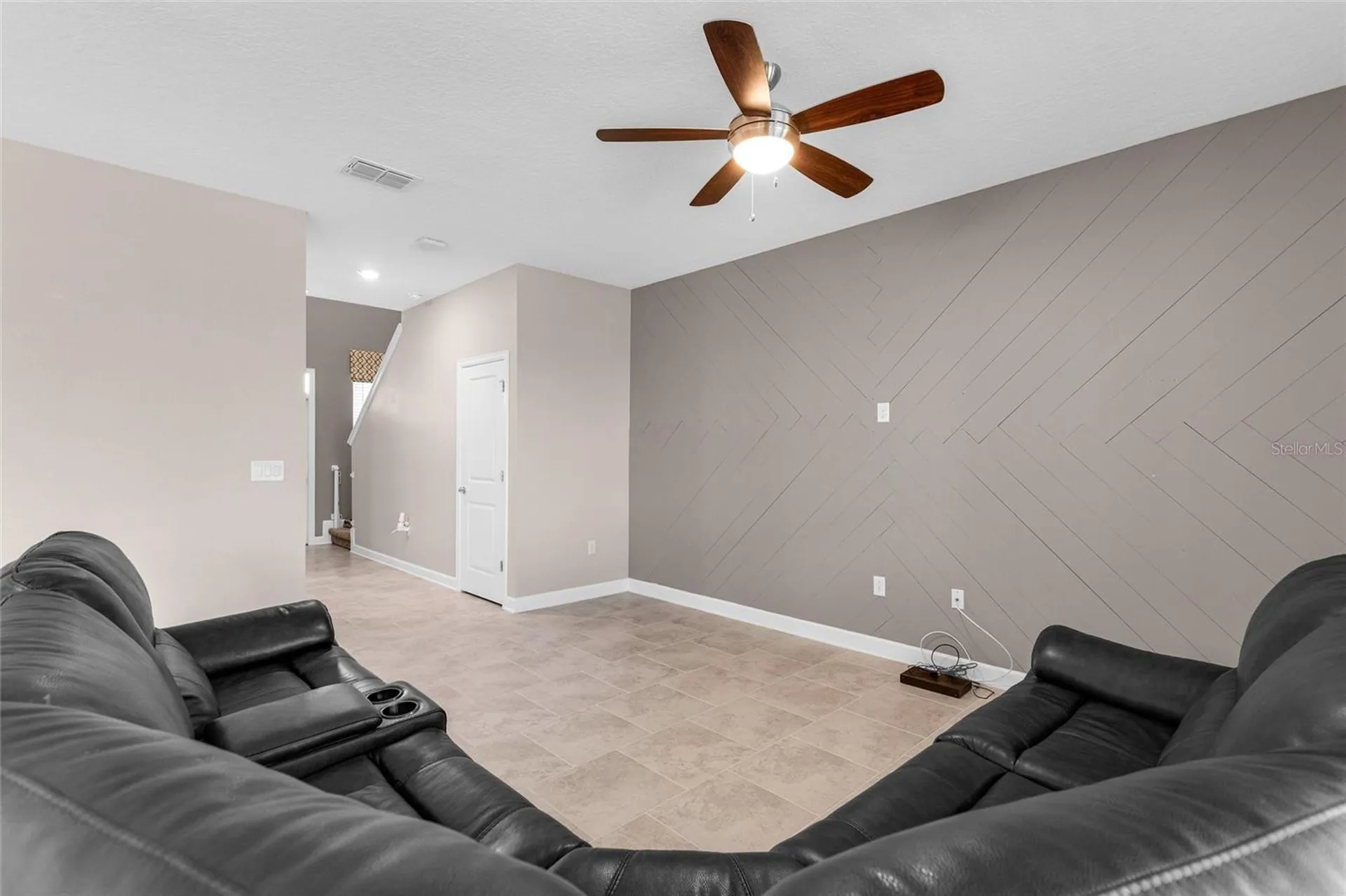 8833 Beth Page Lane Davenport FL 33896