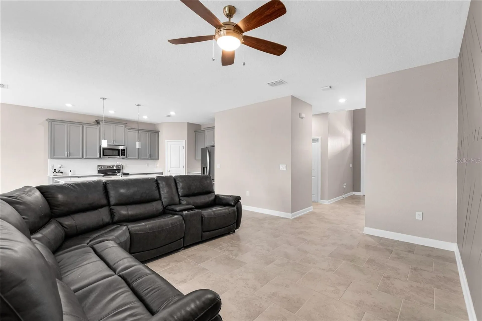 8833 Beth Page Lane Davenport FL 33896