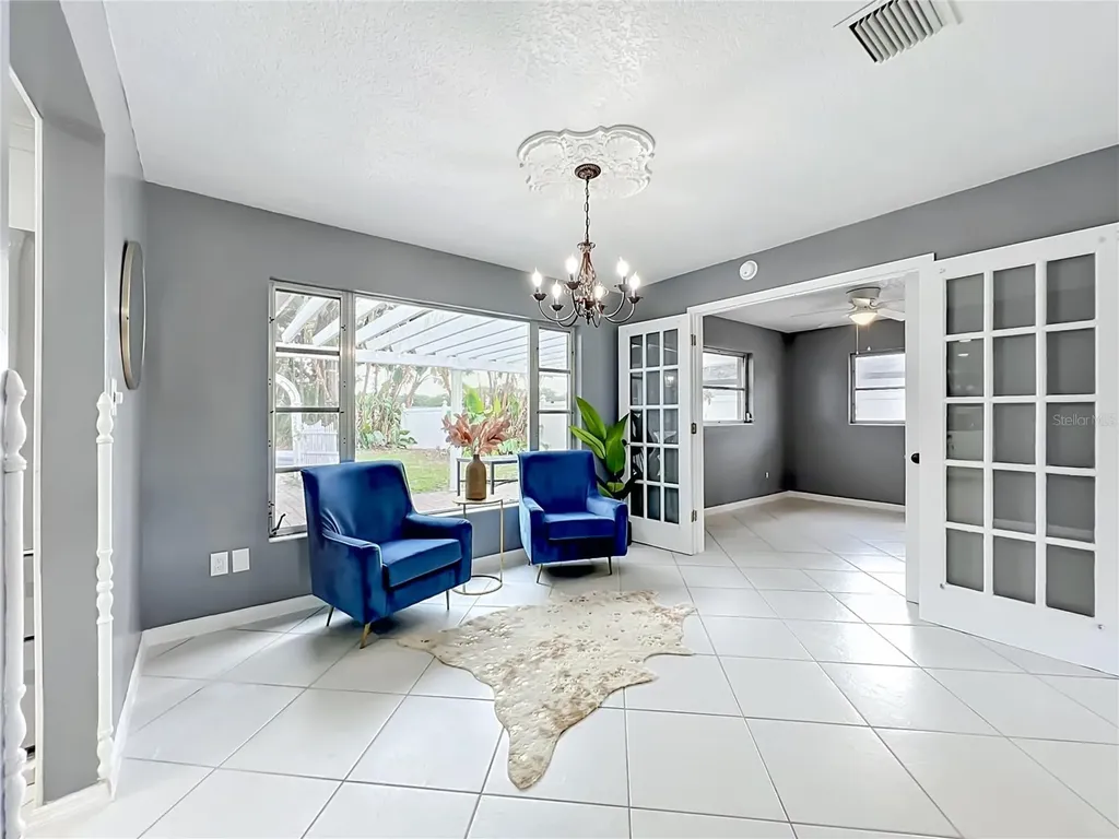 3417 Pershing Avenue Orlando FL 32812
