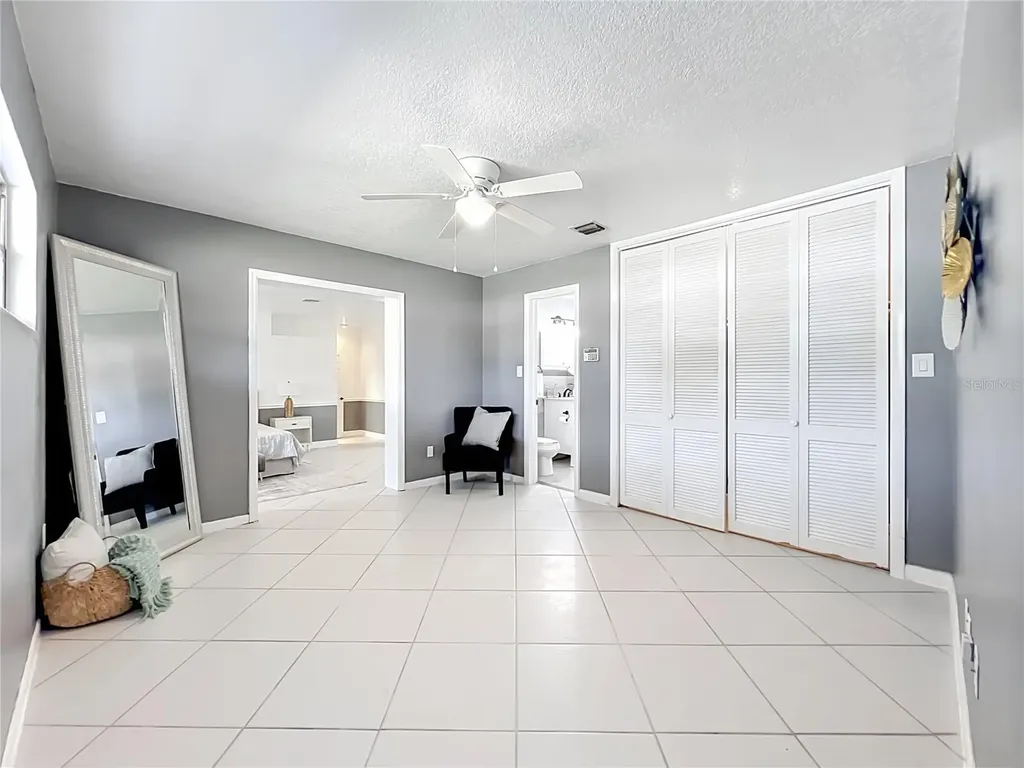 3417 Pershing Avenue Orlando FL 32812