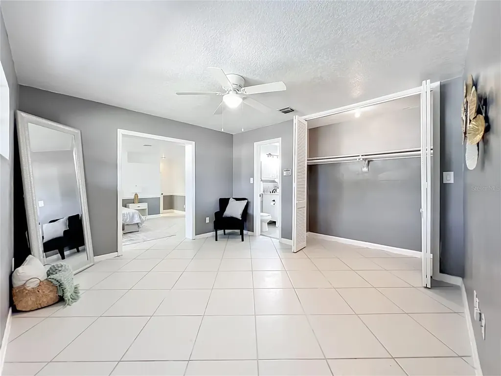 3417 Pershing Avenue Orlando FL 32812