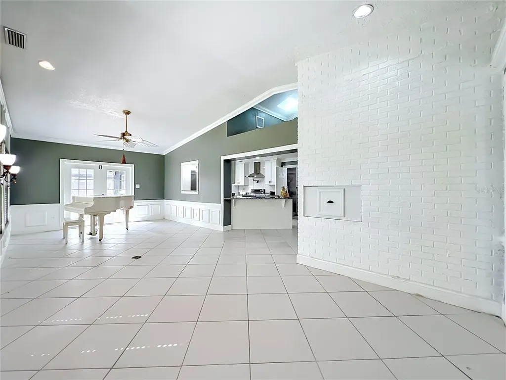 3417 Pershing Avenue Orlando FL 32812