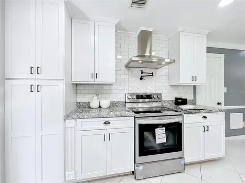 3417 Pershing Avenue Orlando FL 32812