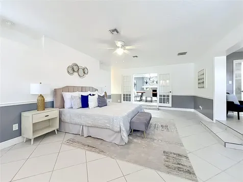 3417 Pershing Avenue Orlando FL 32812