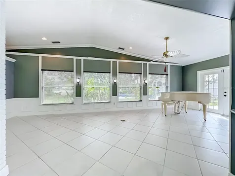 3417 Pershing Avenue Orlando FL 32812