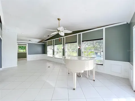3417 Pershing Avenue Orlando FL 32812