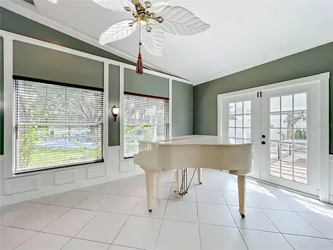 3417 Pershing Avenue Orlando FL 32812
