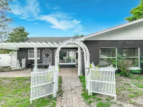 3417 Pershing Avenue Orlando FL 32812