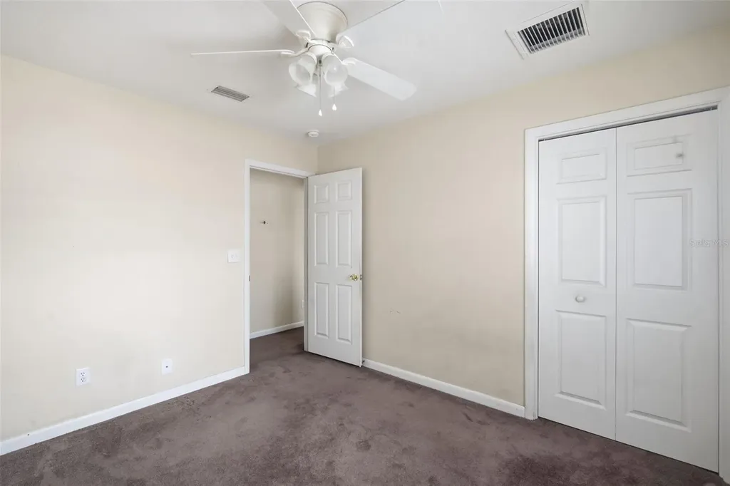 4449 Tarpon Drive Tampa FL 33617
