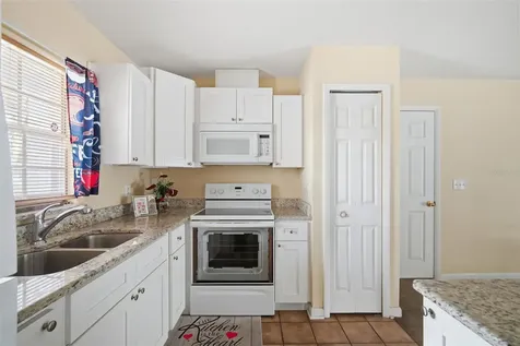 4449 Tarpon Drive Tampa FL 33617