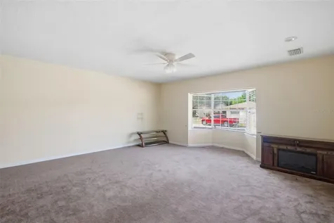 4449 Tarpon Drive Tampa FL 33617