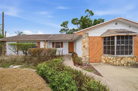 4449 Tarpon Drive Tampa FL 33617