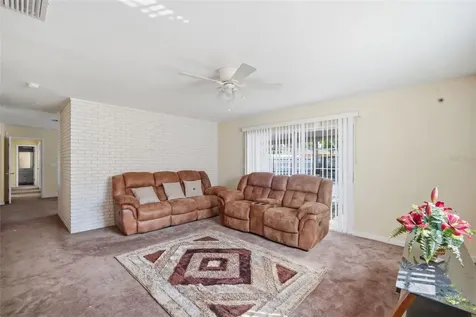 4449 Tarpon Drive Tampa FL 33617