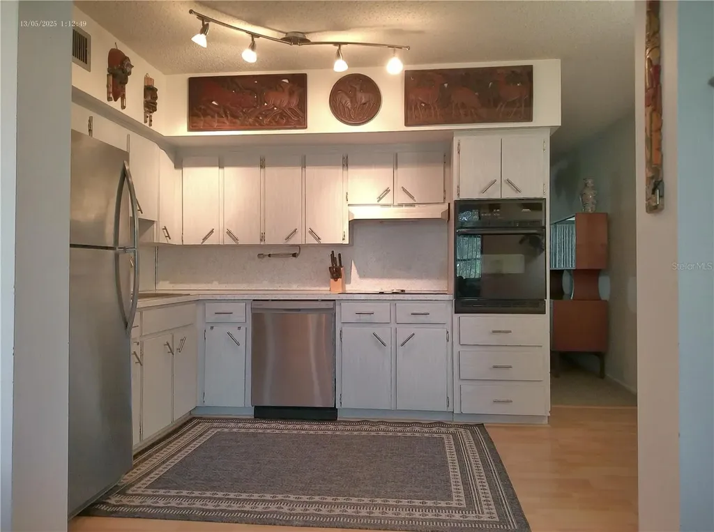 2361 Ecuadorian Way Clearwater FL 33763