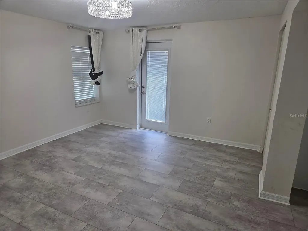 3922 Cochise Ter, Sarasota FL 34233