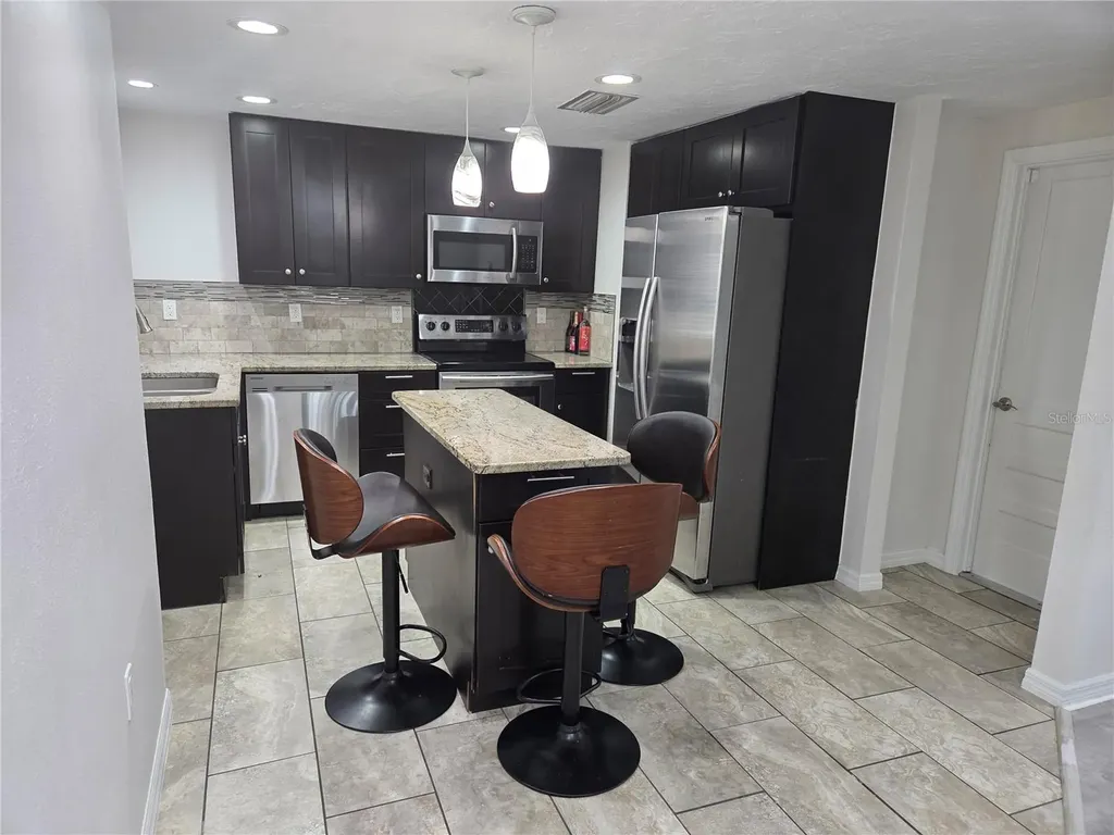 3922 Cochise Ter, Sarasota FL 34233