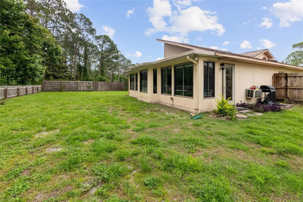 5 Wayland Place Palm Coast FL 32164