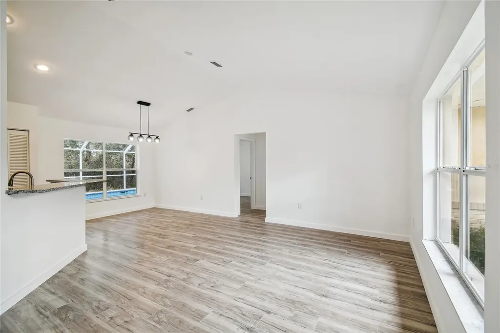 11 Carnation Court E Homosassa FL 34446