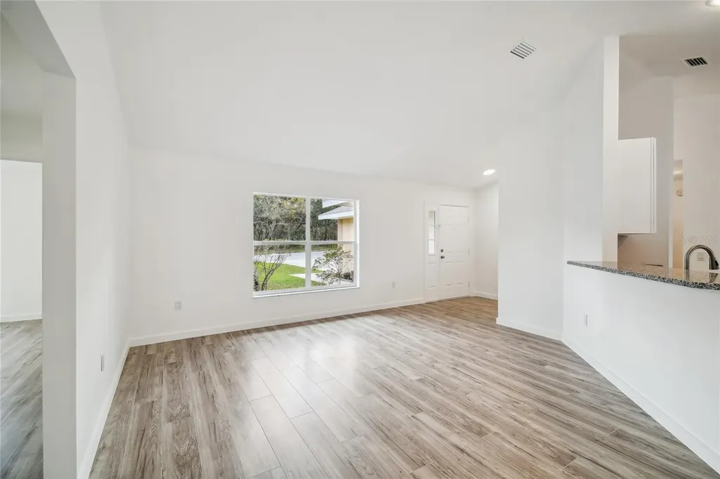 11 Carnation Court E Homosassa FL 34446