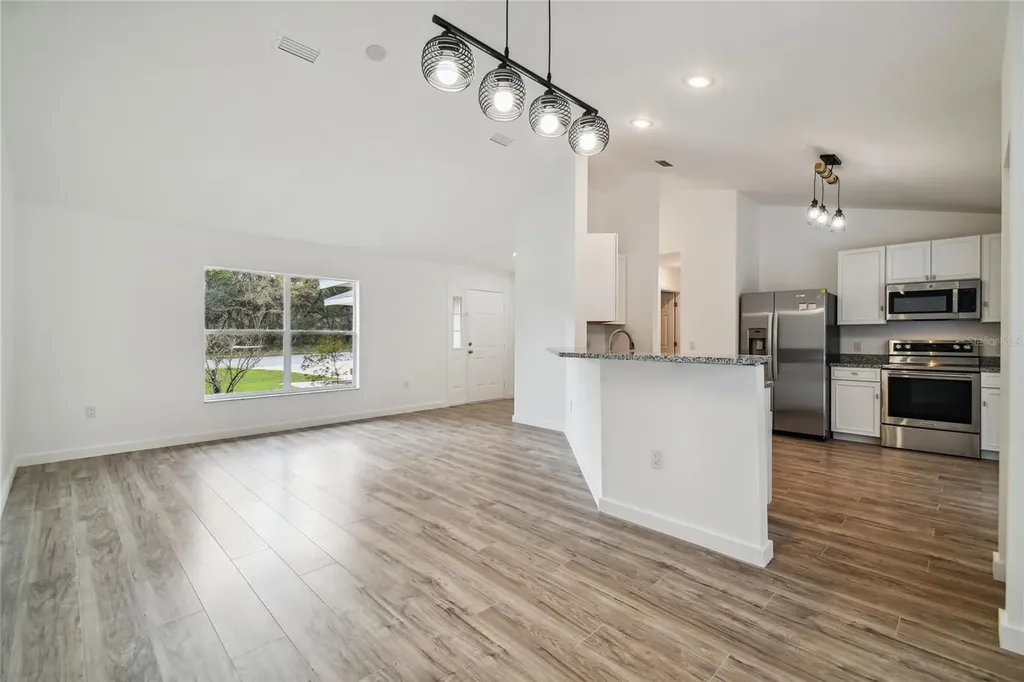 11 Carnation Court E Homosassa FL 34446