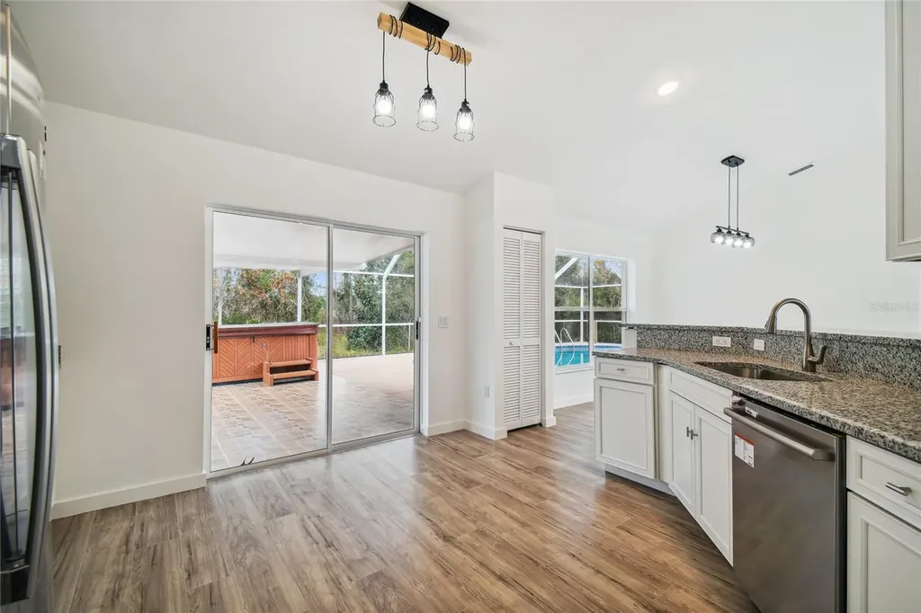 11 Carnation Court E Homosassa FL 34446