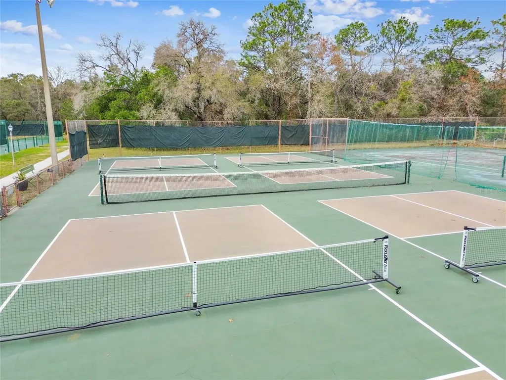 11 Carnation Court E Homosassa FL 34446