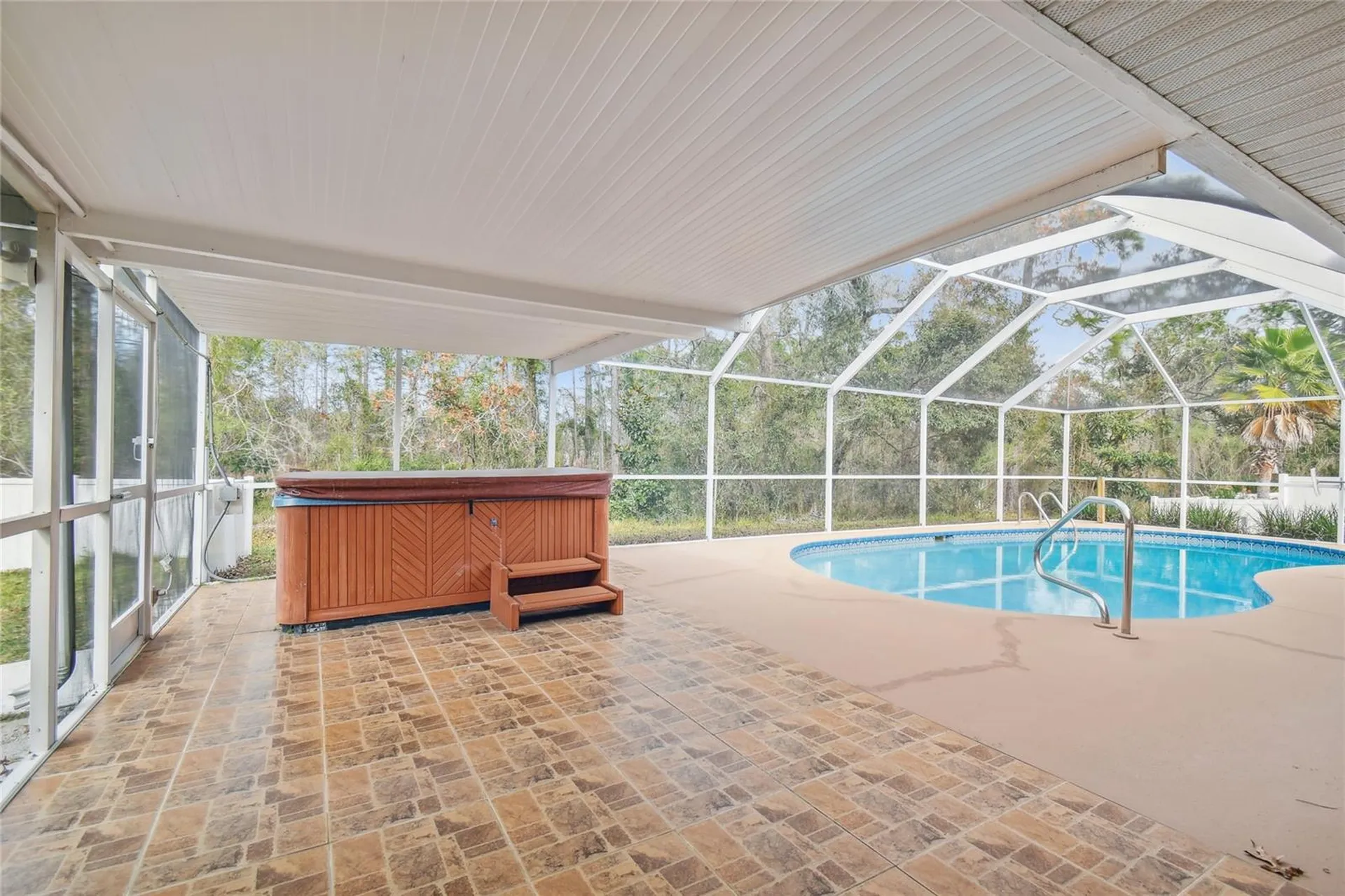 11 Carnation Court E Homosassa FL 34446