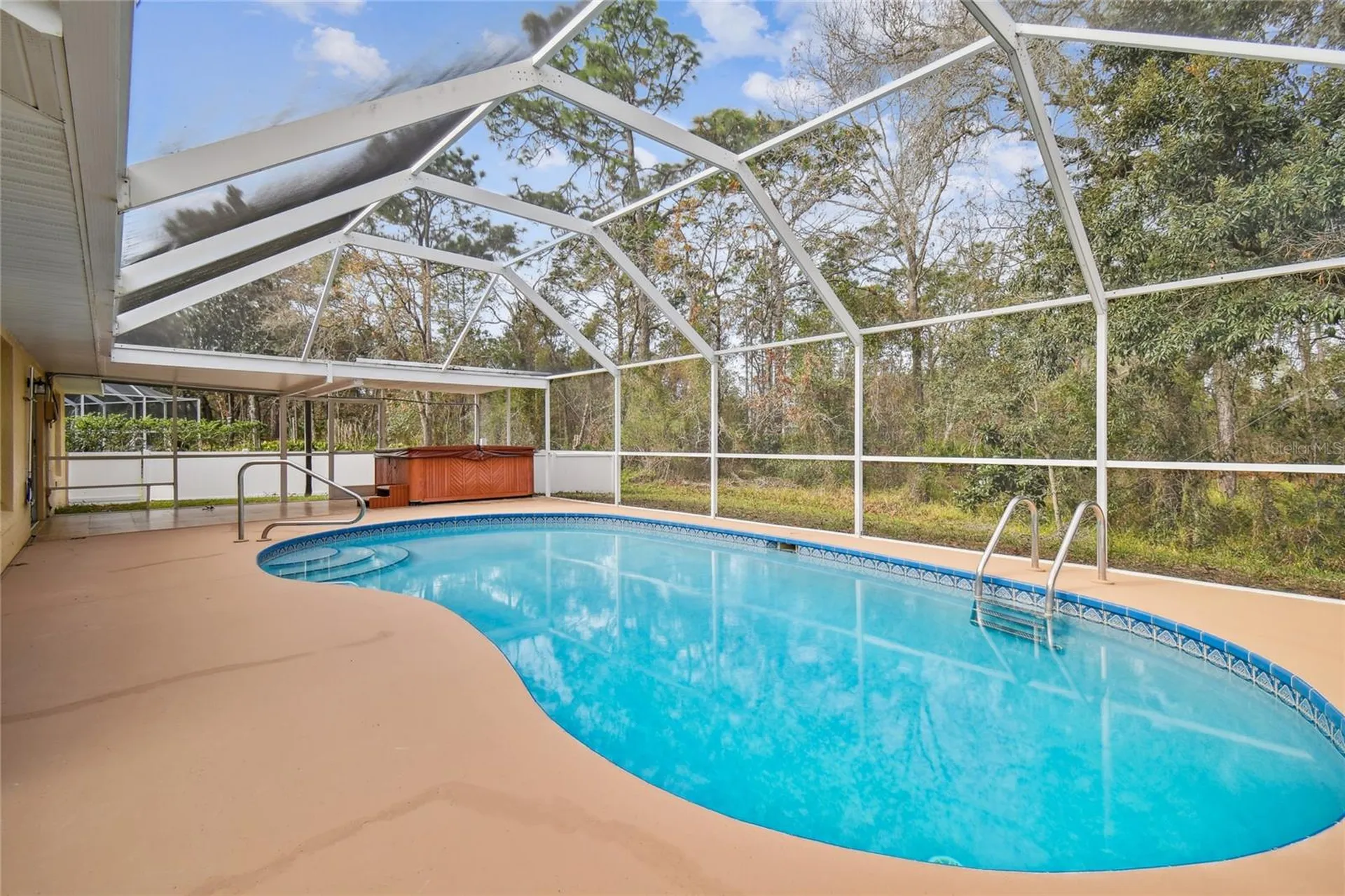 11 Carnation Court E Homosassa FL 34446
