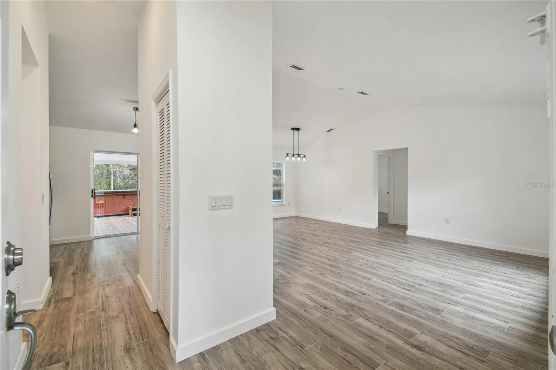 11 Carnation Court E Homosassa FL 34446