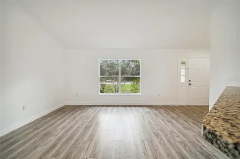 11 Carnation Court E Homosassa FL 34446