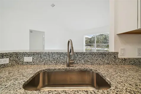 11 Carnation Court E Homosassa FL 34446