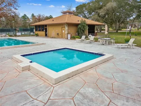 11 Carnation Court E Homosassa FL 34446