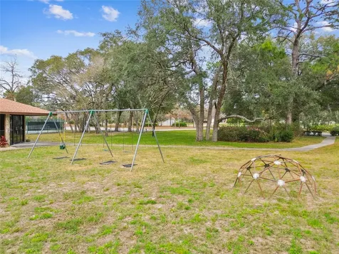11 Carnation Court E Homosassa FL 34446