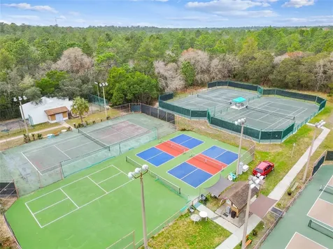 11 Carnation Court E Homosassa FL 34446