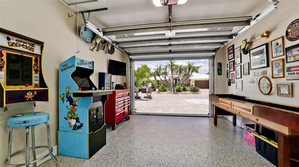 522 68th Street Holmes Beach FL 34217