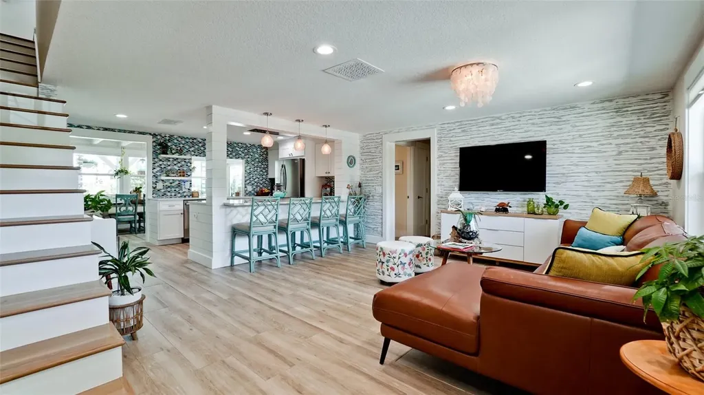 522 68th Street Holmes Beach FL 34217
