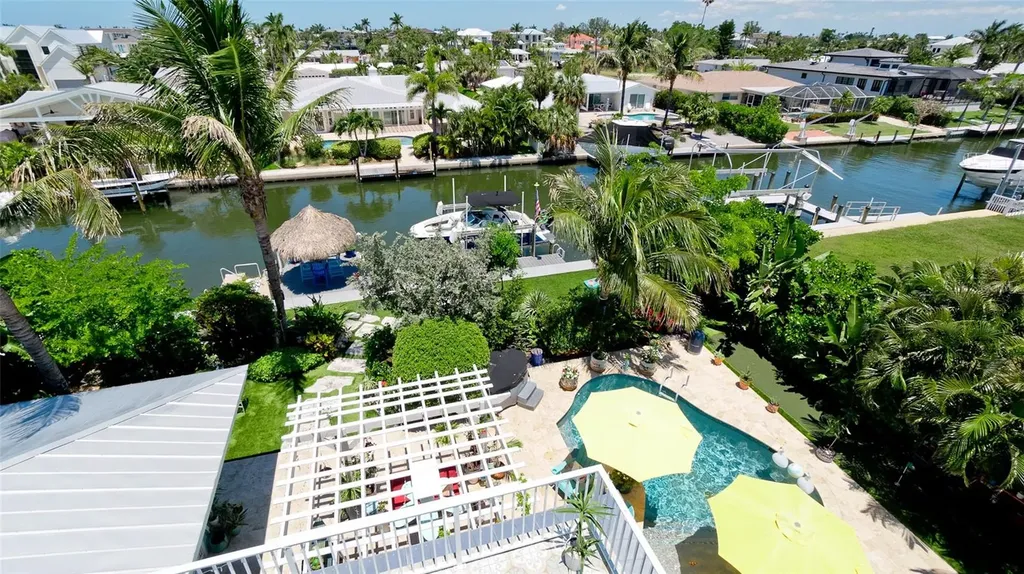 522 68th Street Holmes Beach FL 34217