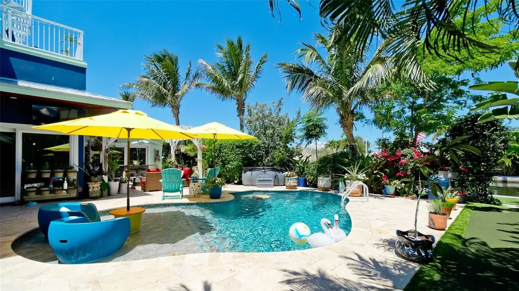 522 68th Street Holmes Beach FL 34217